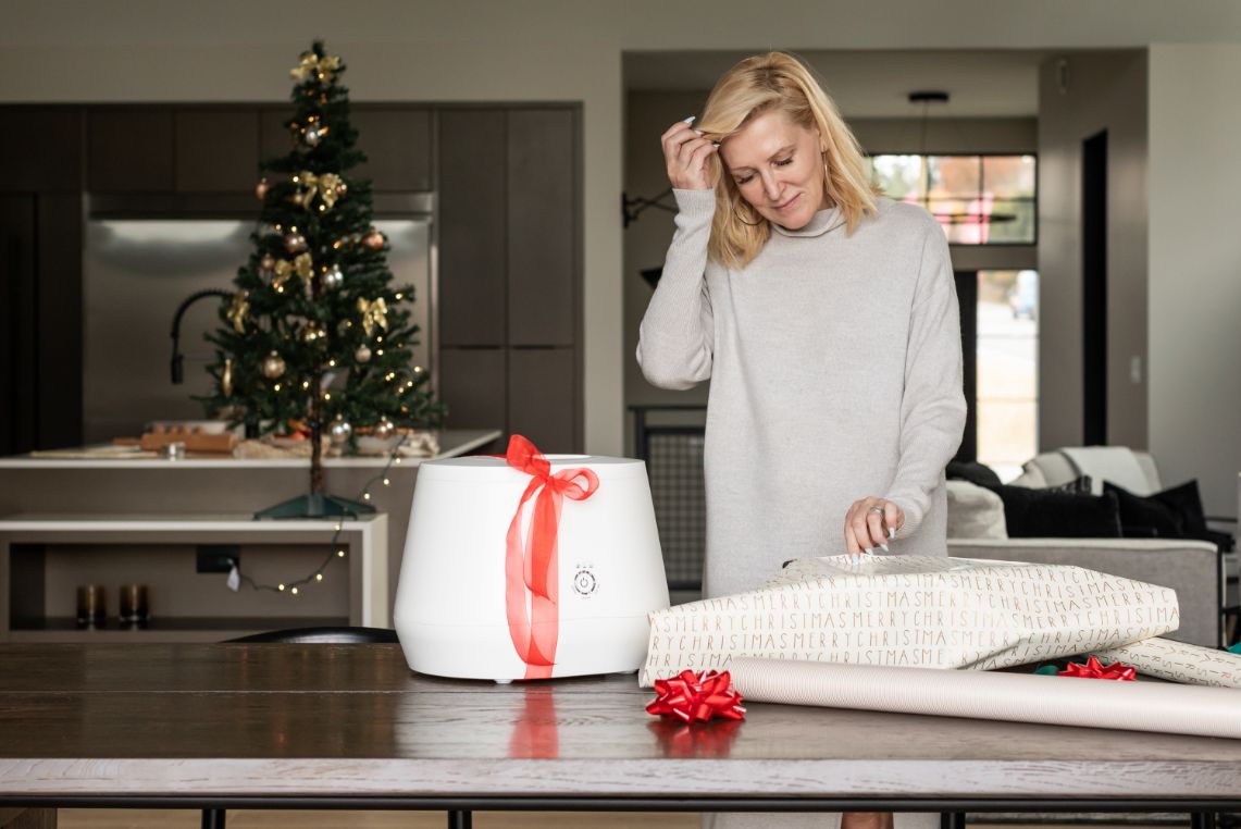 10 Ethical + Sustainable Christmas Gifts for Women Under $50