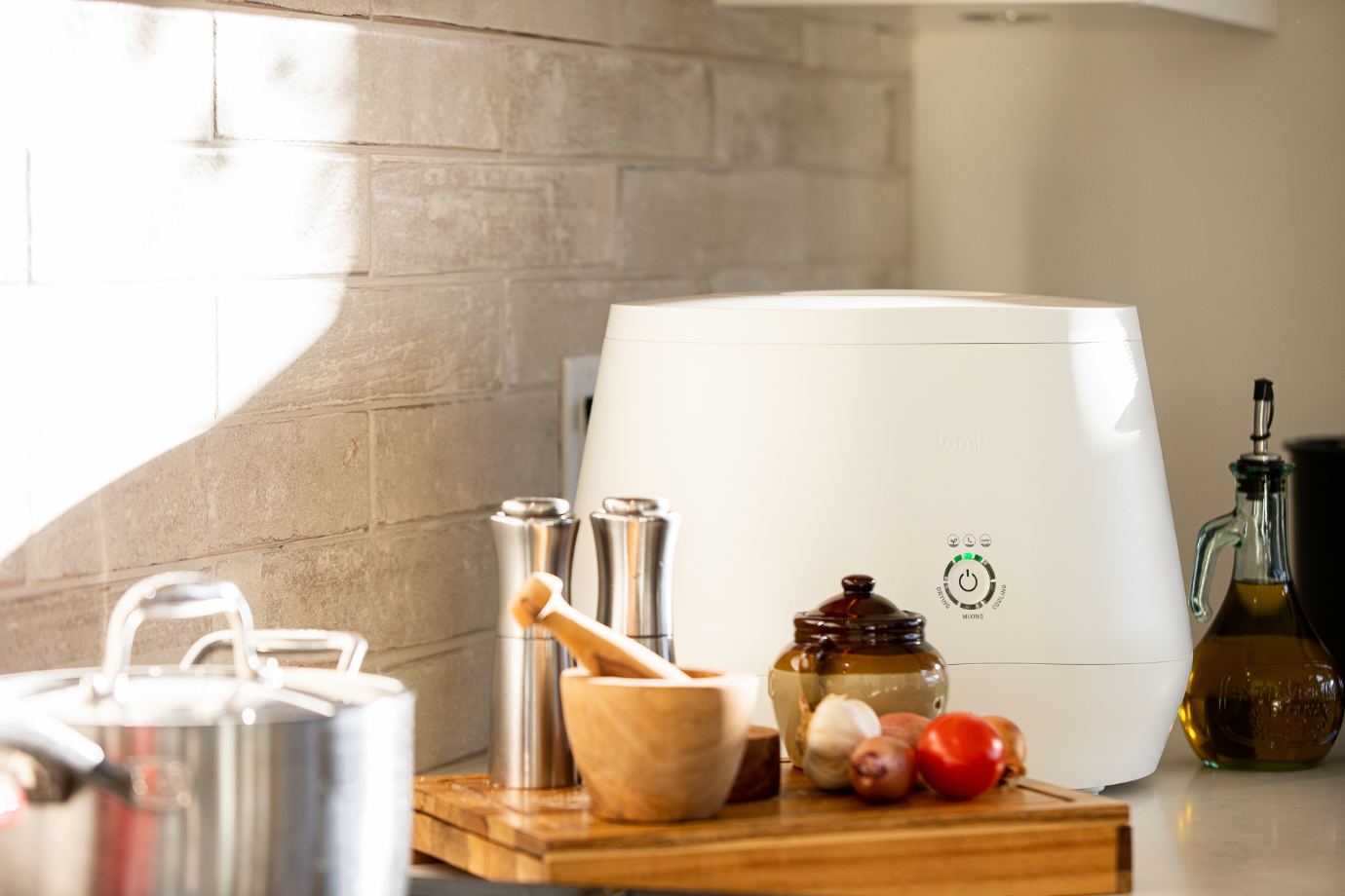 25 Smart Kitchen Appliances To Make Your Life Easier in 2022 – Lomi